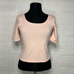 Light Pink Fitted Scoop‑Neck Crop Top